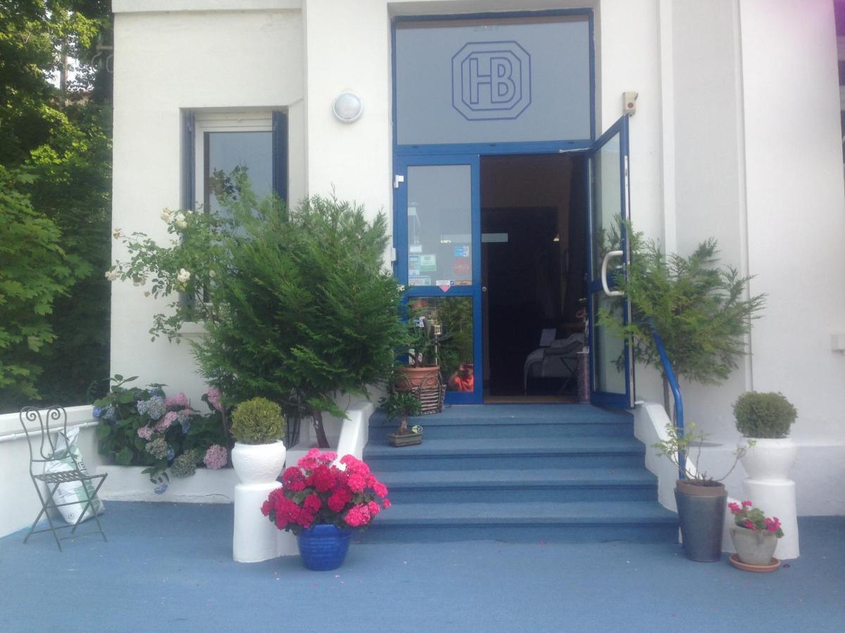 Hotel Bellevue Châtel-Guyon Exterior foto